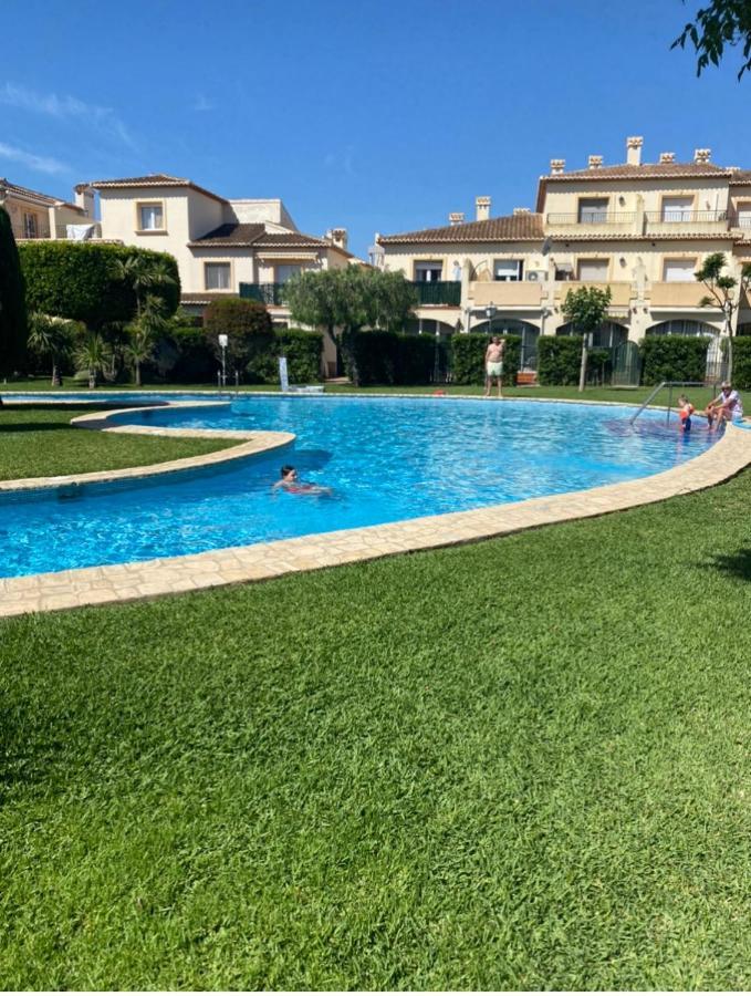 Bungalow La Isla Jávea Buitenkant foto